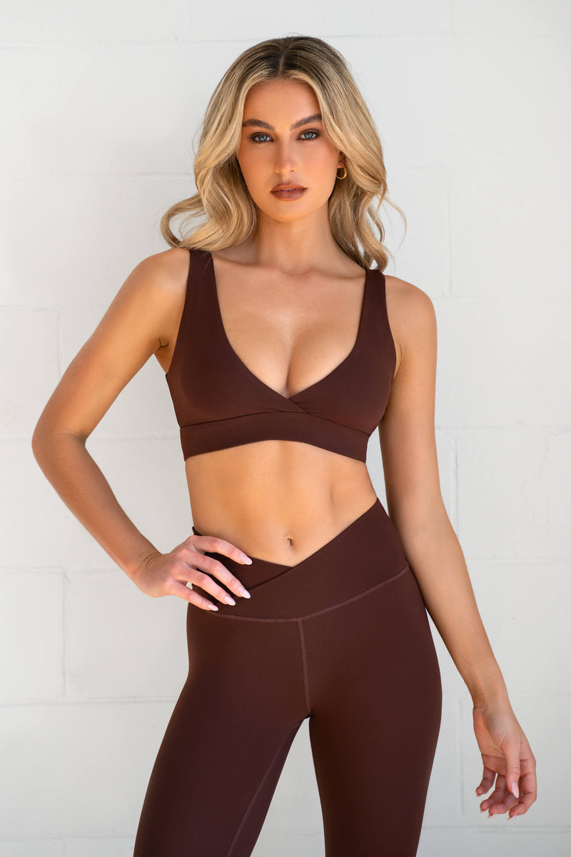 Classic V Bra in Chocolate