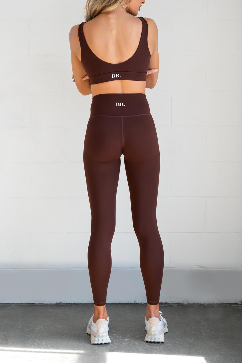 Classic V Leggings in Chocolate